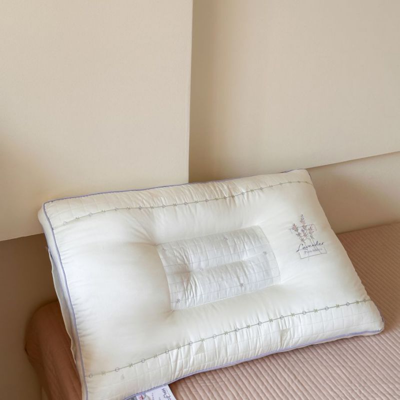 2025新款薰衣草立体护颈枕枕头枕芯 白色