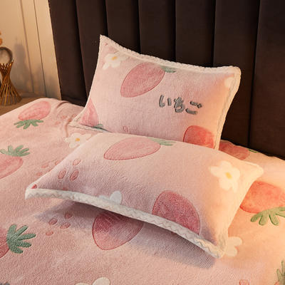 2021新款雪花绒套件系列-单枕套 48*74cm/个 草莓布丁