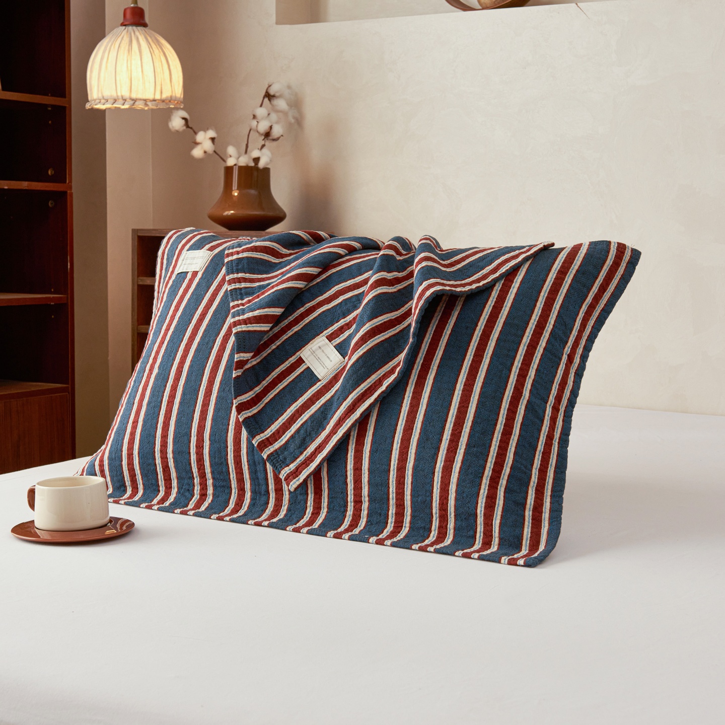 2025新款A类全棉三层色织提花纱布日系纱布枕巾 彩条纹蓝