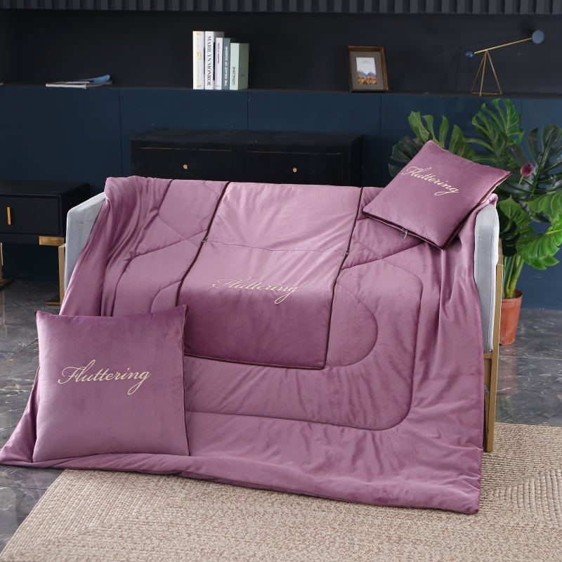 2023新款水晶绒绣花款抱枕被系列 40X40cm展开1.05X1.45m 简约-紫色