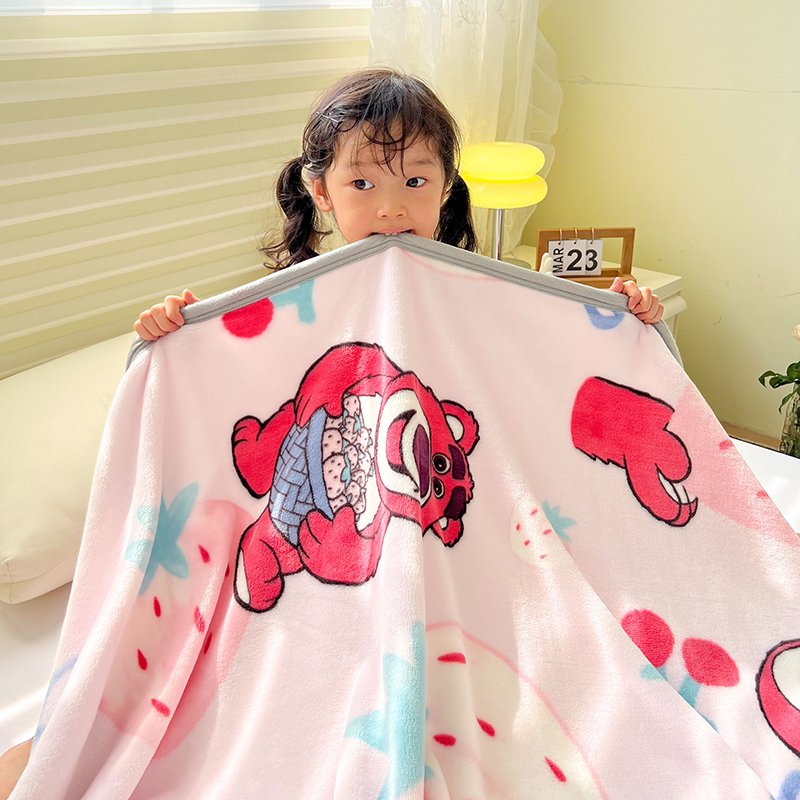 2022新款迪士尼正版授权 高克重牛奶绒儿童毛毯成人盖毯 150*200cm 草莓熊