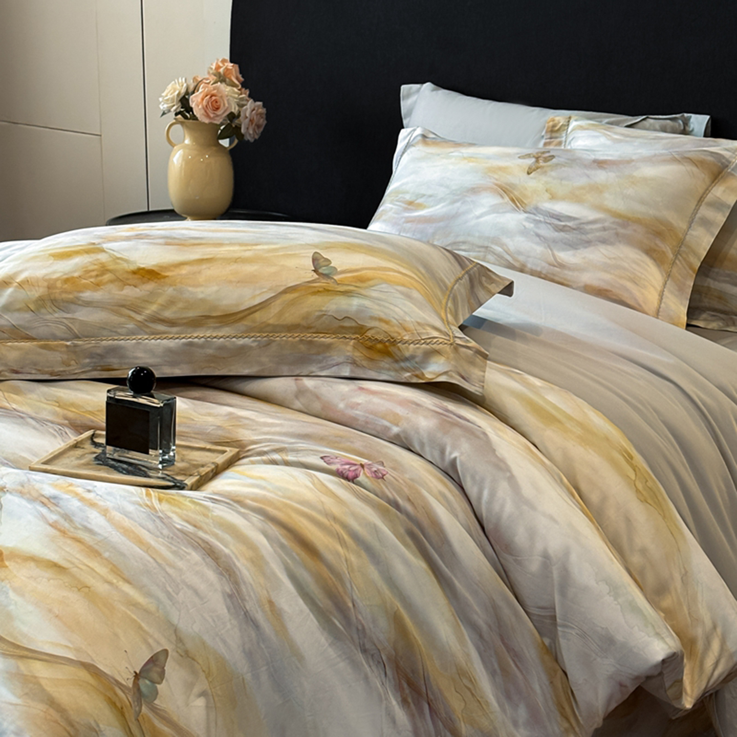 2025新款13372全棉数码印花四件套 琥珀光韵（香槟黄）