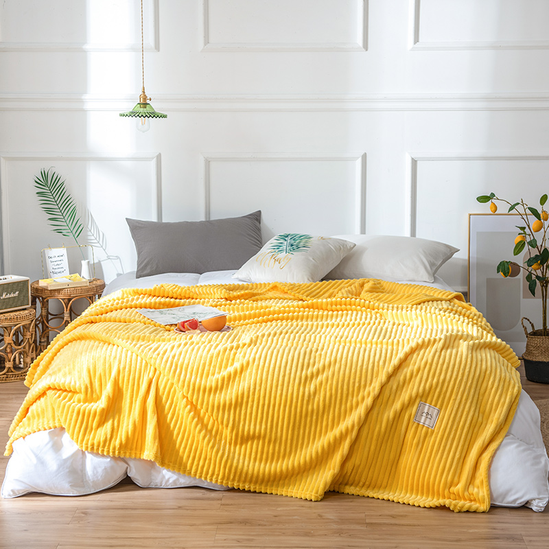 2022新款魔法绒休闲空调毯盖毯单层毛毯 0.7*1.0m 靓丽黄