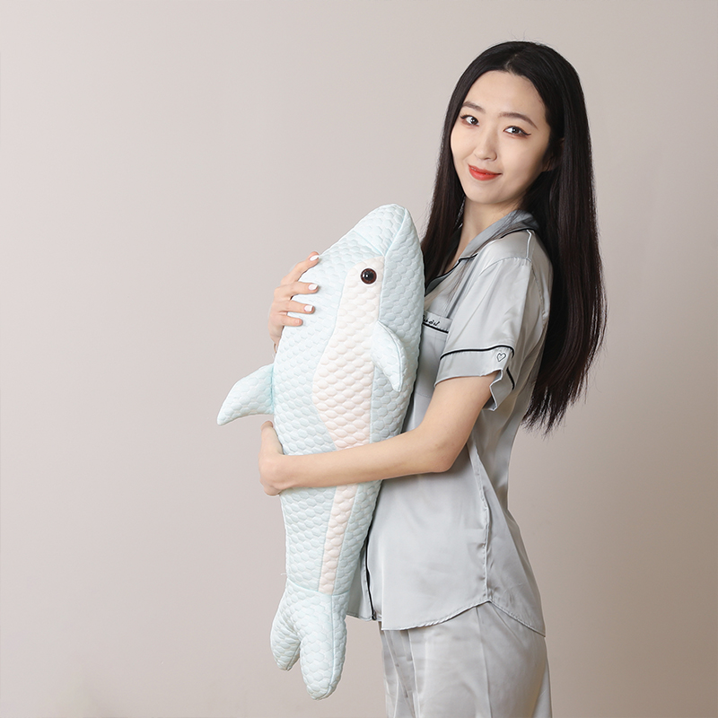 2023新款3D凉感豆豆海豚抱枕 长度85*高度18cm 绿色海豚
