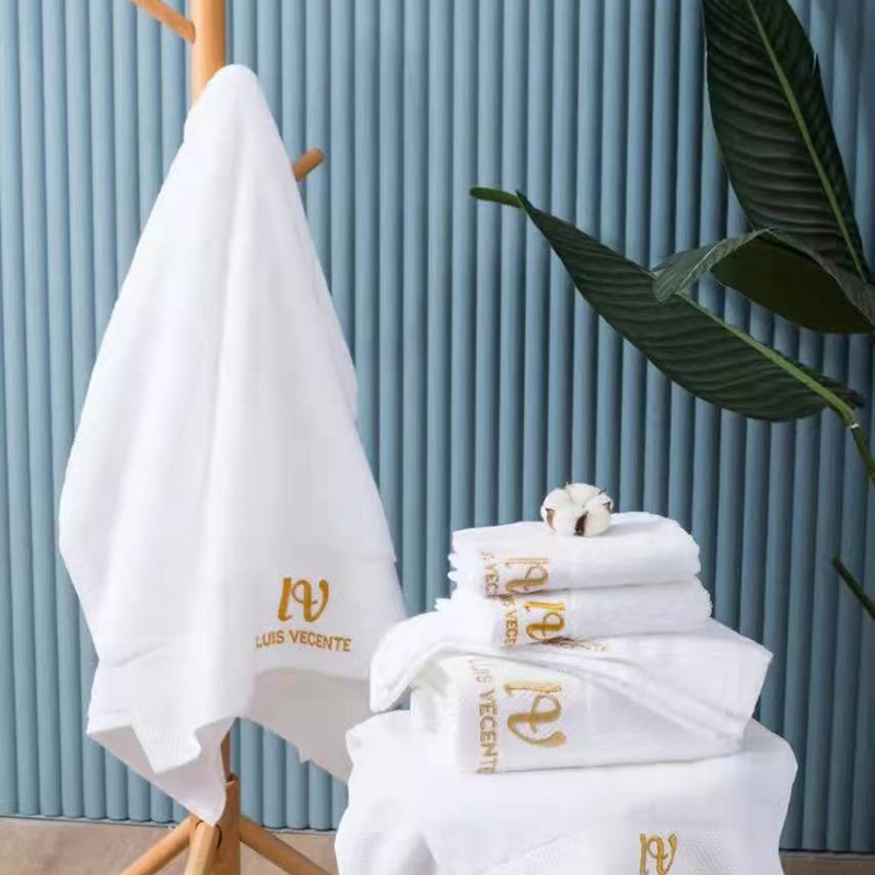 2021新款缎档设计包边工艺款毛巾浴巾酒店系列 白色浴巾