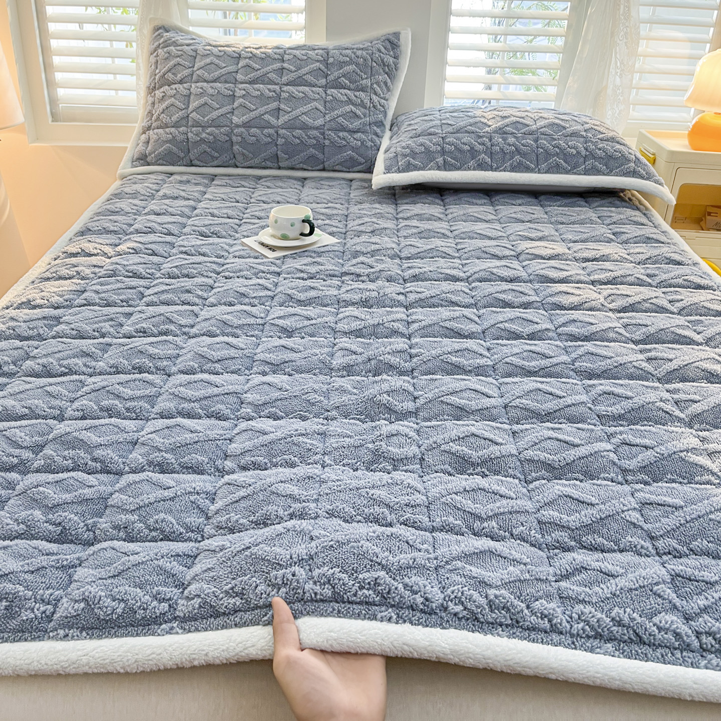 2025新款高克重塔芙绒床褥-大床