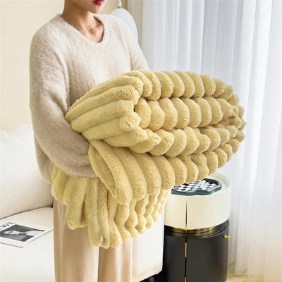 2023新款时尚多功能兔绒毛毯 1.5*2.0m单毛毯 兔毛奶黄
