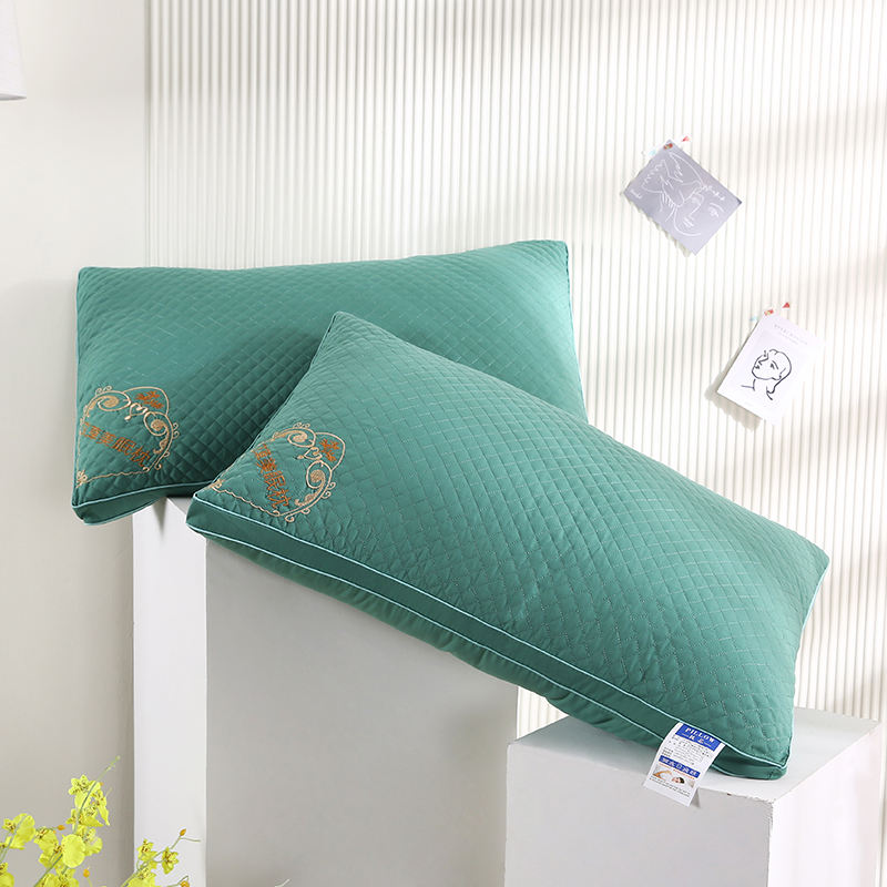 2021新款磨毛立体艾草养颜枕枕头枕芯保健枕护颈枕（48*74cm/只） 绿色