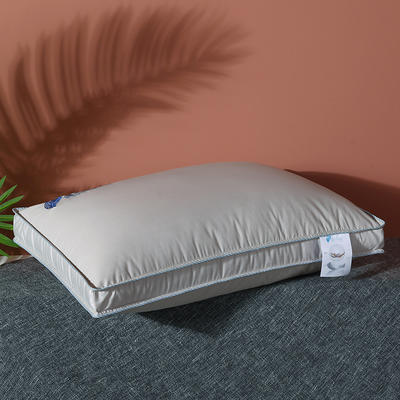 2021新款全棉高密暖心羽丝枕枕头枕芯48*74cm 灰色