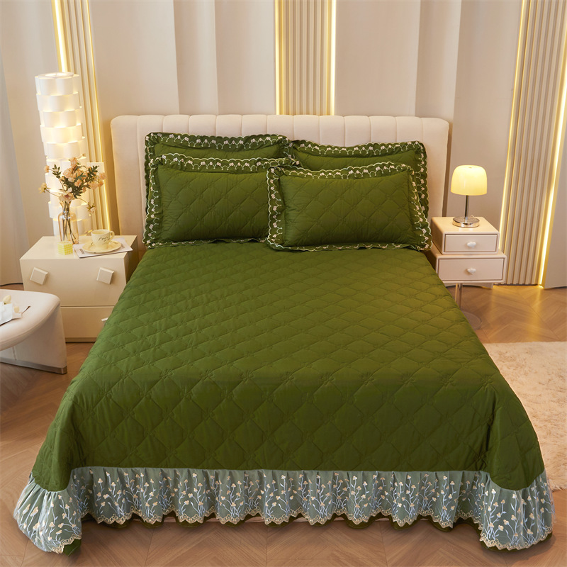 2023新款13372甜蜜公主套件及单品-单床盖 250*270cm单床盖 橄榄绿