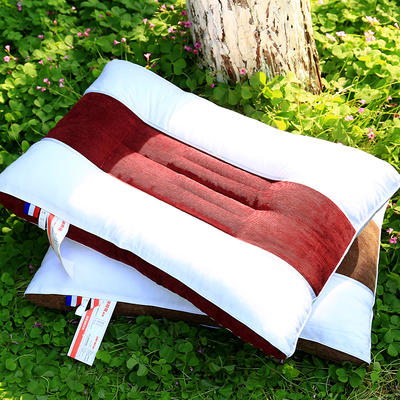 纯棉中条保健护颈枕芯安睡枕头两色可选 红色