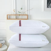 2022新款聚酯纤维枕头 白色枕头（中）48*74cm
