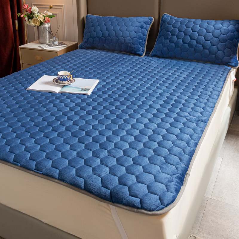 冬季牛奶绒床垫保暖榻榻米床褥租房专用床褥可折叠海绵垫 90*200cm 深蓝